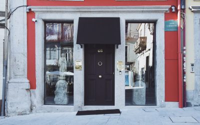 M MAISON PARTICULIÈRE